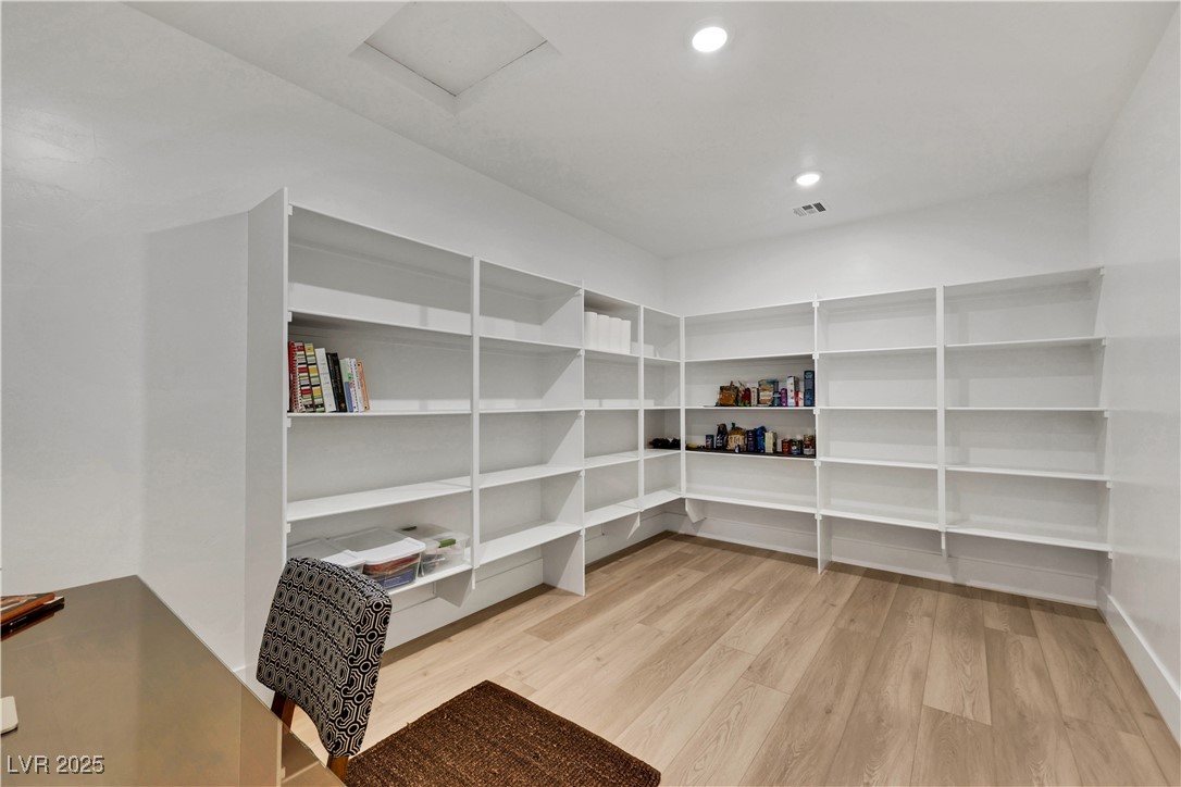 Las Vegas, Nevada 89138, United States, 4 Bedrooms Bedrooms, ,5 BathroomsBathrooms,Residential,Active,129463