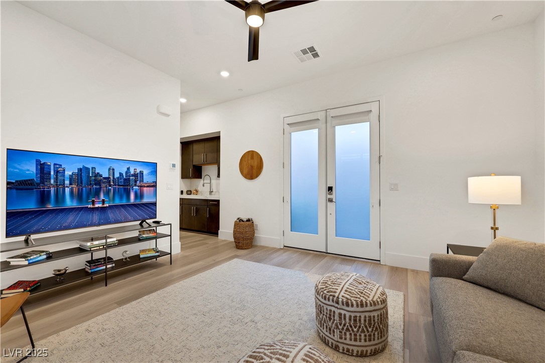 Las Vegas, Nevada 89138, United States, 4 Bedrooms Bedrooms, ,5 BathroomsBathrooms,Residential,Active,129463