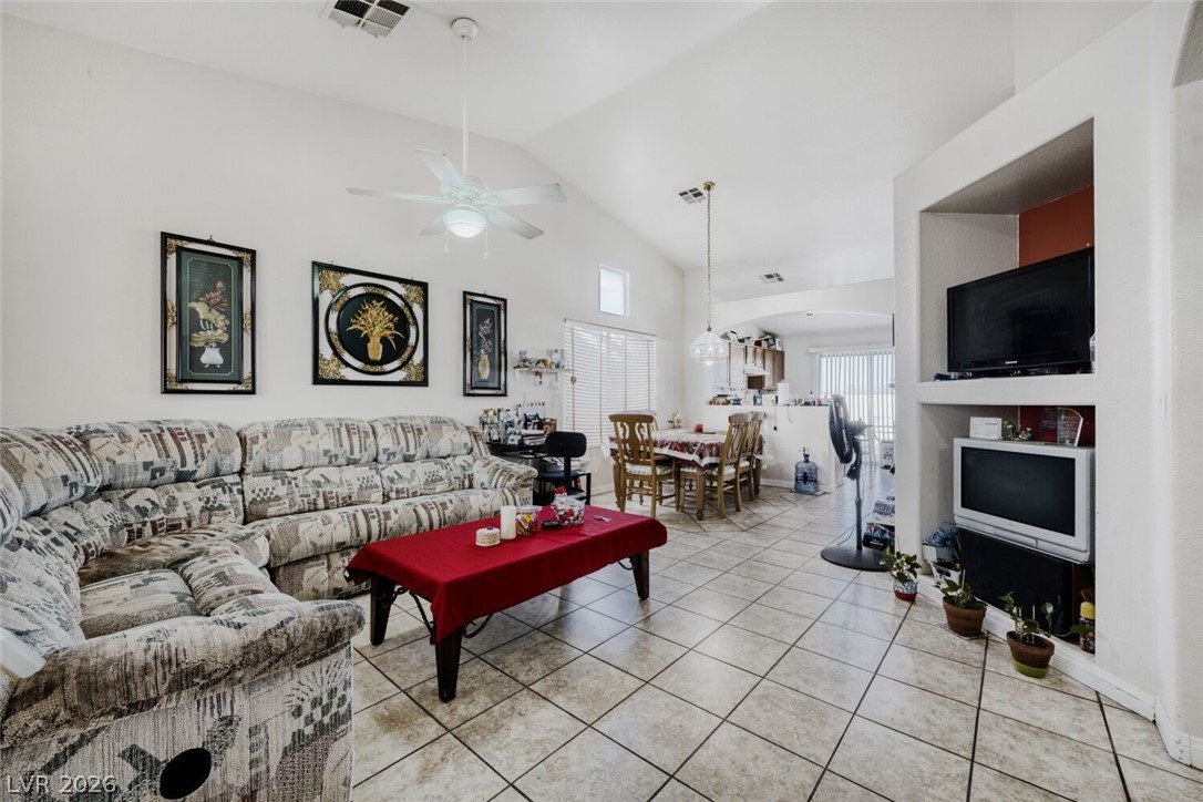 1824 Cedar Flat Lane