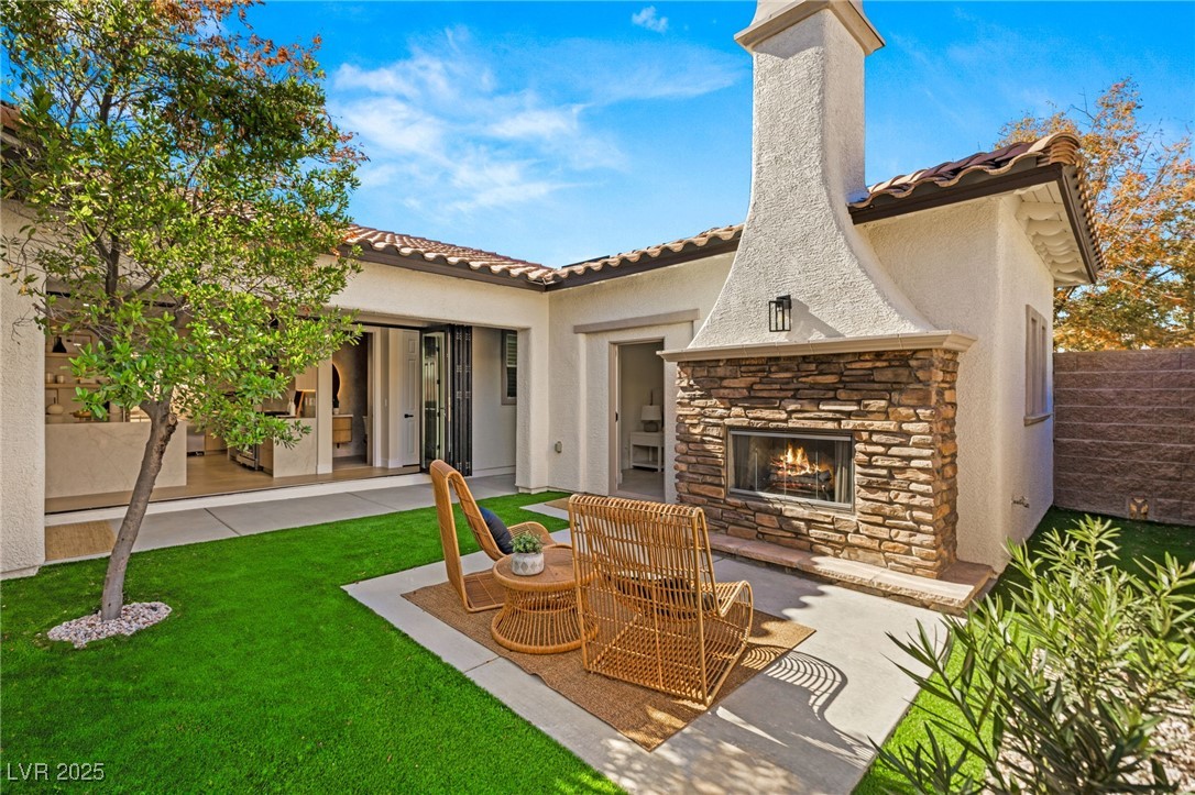 Properties 3 12024 Whitehills Street