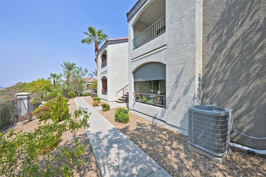 Henderson, Nevada 89052, United States, 1 Bedroom Bedrooms, ,1 BathroomBathrooms,Residential,Active,251264
