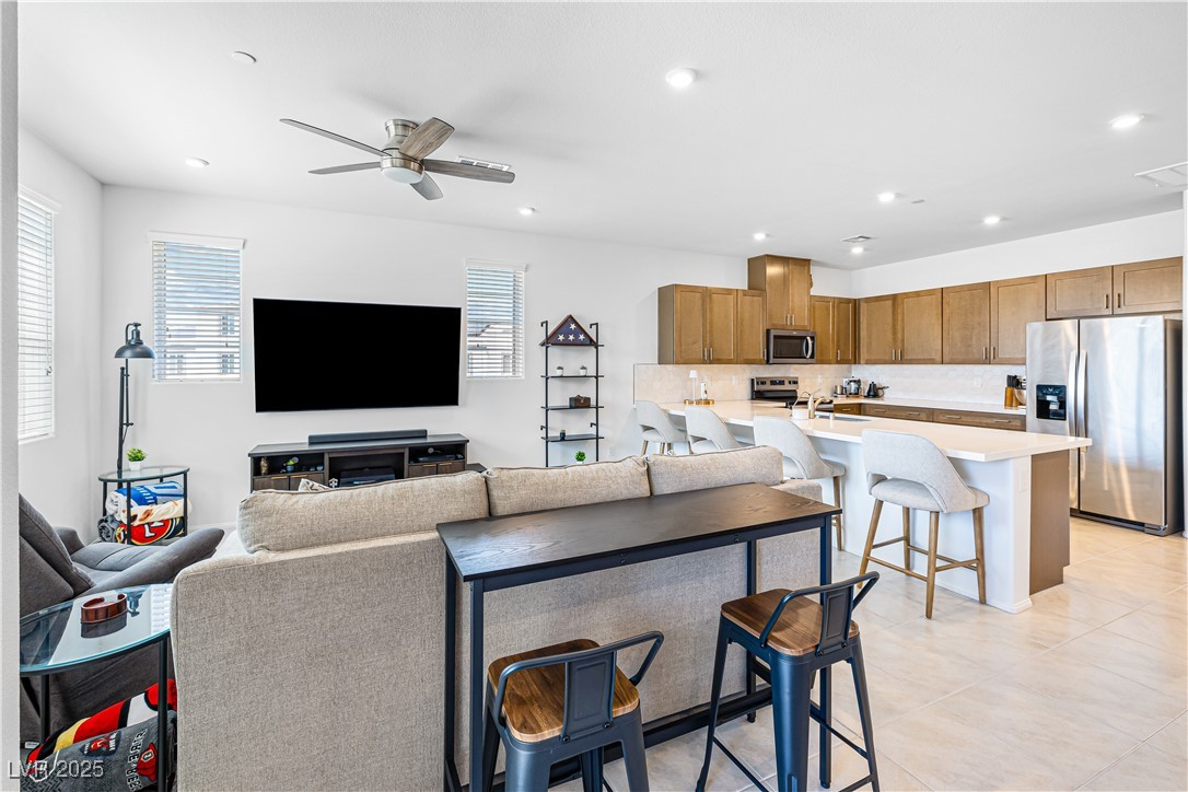 Henderson, Nevada 89015, United States, 3 Bedrooms Bedrooms, ,2 BathroomsBathrooms,Residential,Active,178761