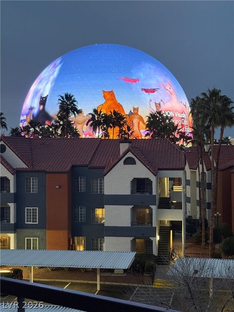 Photo of 210 FLAMINGO Road #322, Las Vegas, NV 89169 (MLS # 2733885)