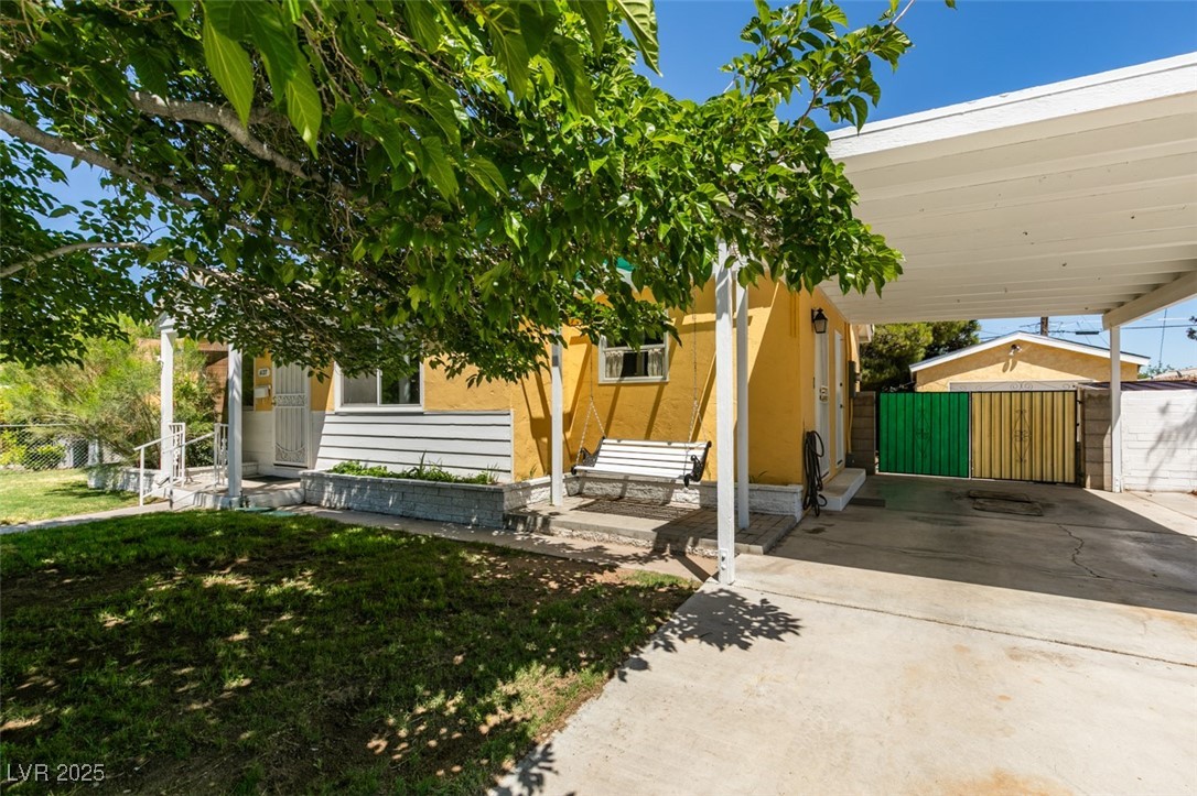 Properties 4 1127 Melville Drive