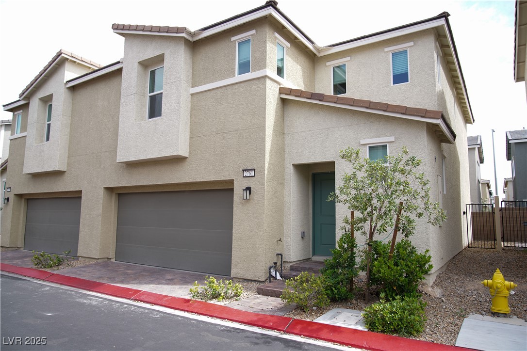 2761 Frosted Teal Avenue
