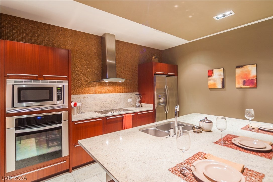 4471 Dean Martin Drive 1605