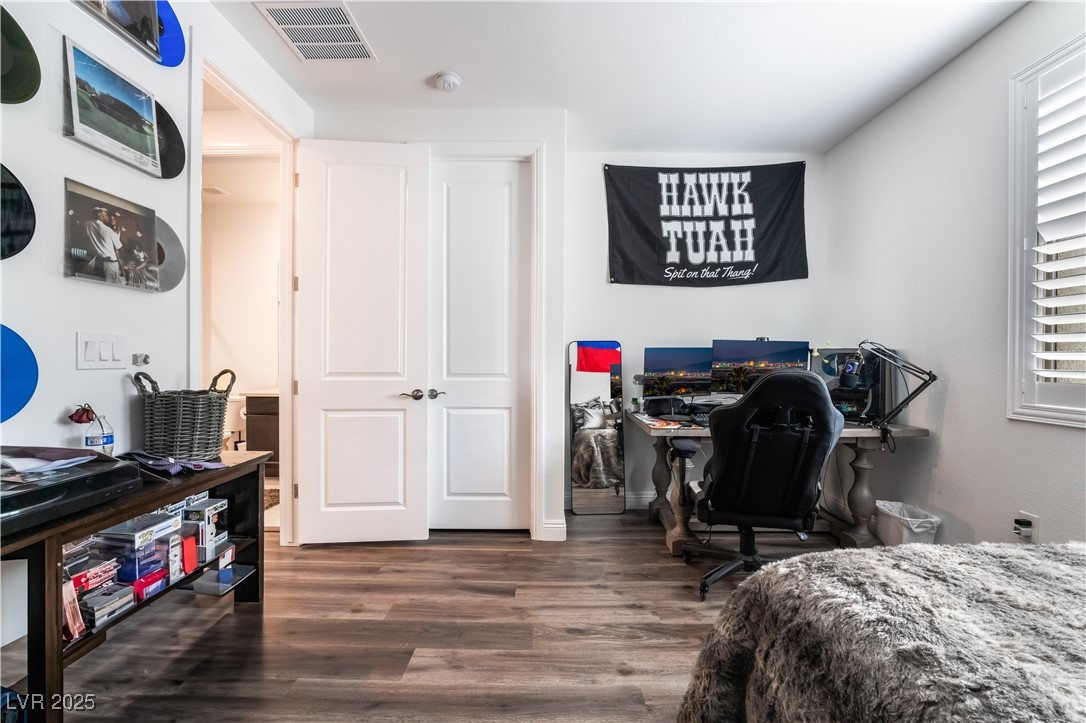 212 Harris Peak Street