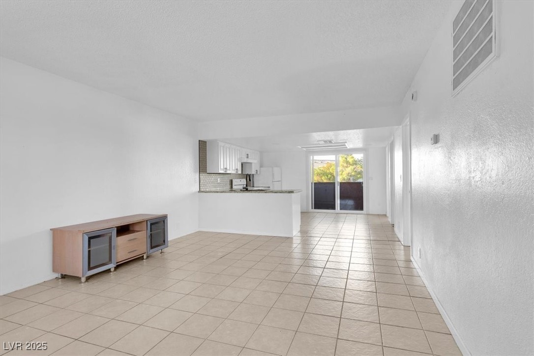 6224 Yerba Lane