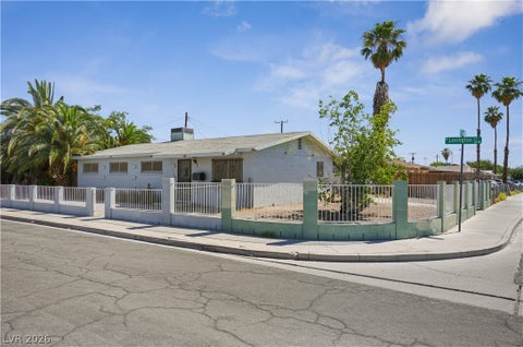 Homes For Sale - 1212 Eleanor Avenue<br/> Las Vegas, NV 89106