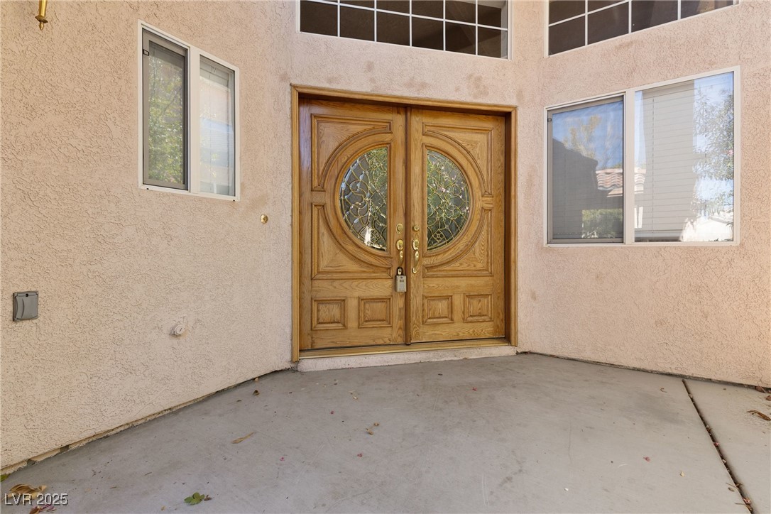 9361 W Gilmore Avenue