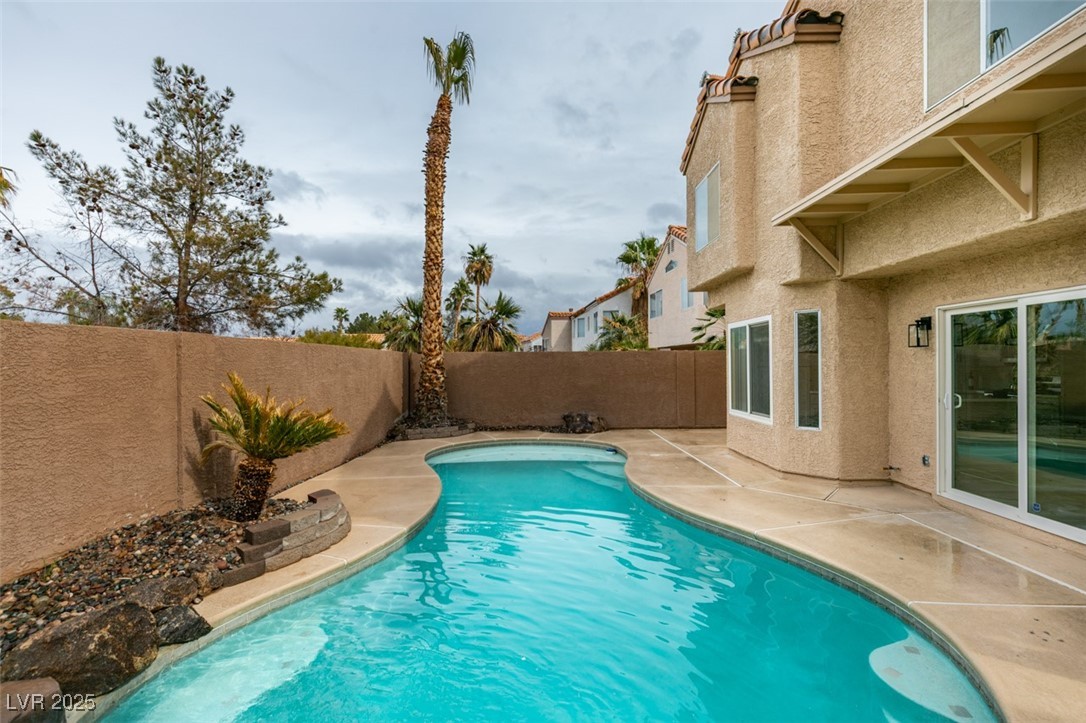 71 Sea Holly Way, Henderson, Nevada image 4