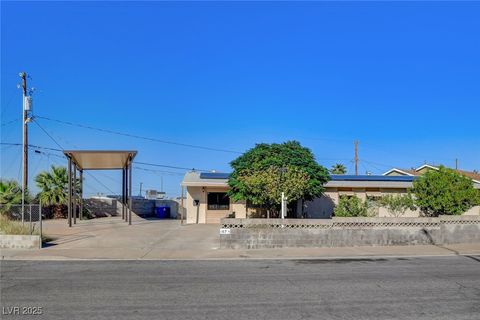 Photo of 167 Metropolitan Drive, Henderson, NV 89015 (MLS # 2725747)