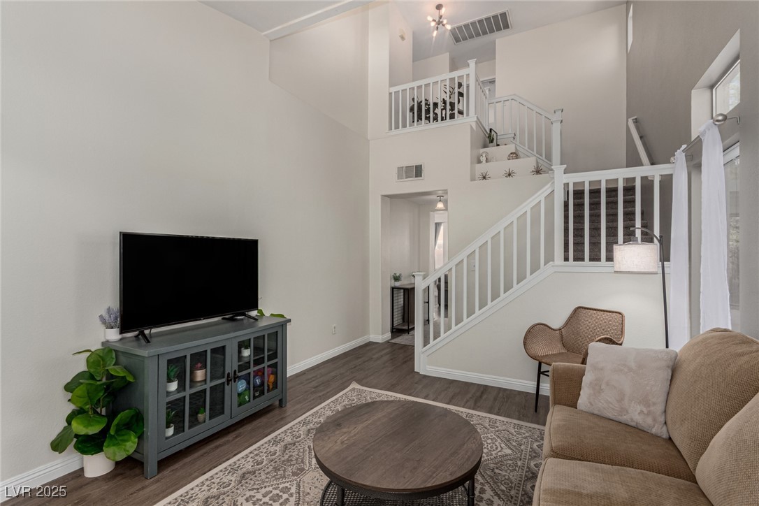 4622 English Lavender Avenue