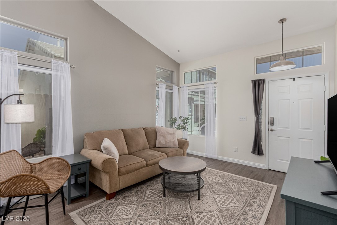 4622 English Lavender Avenue