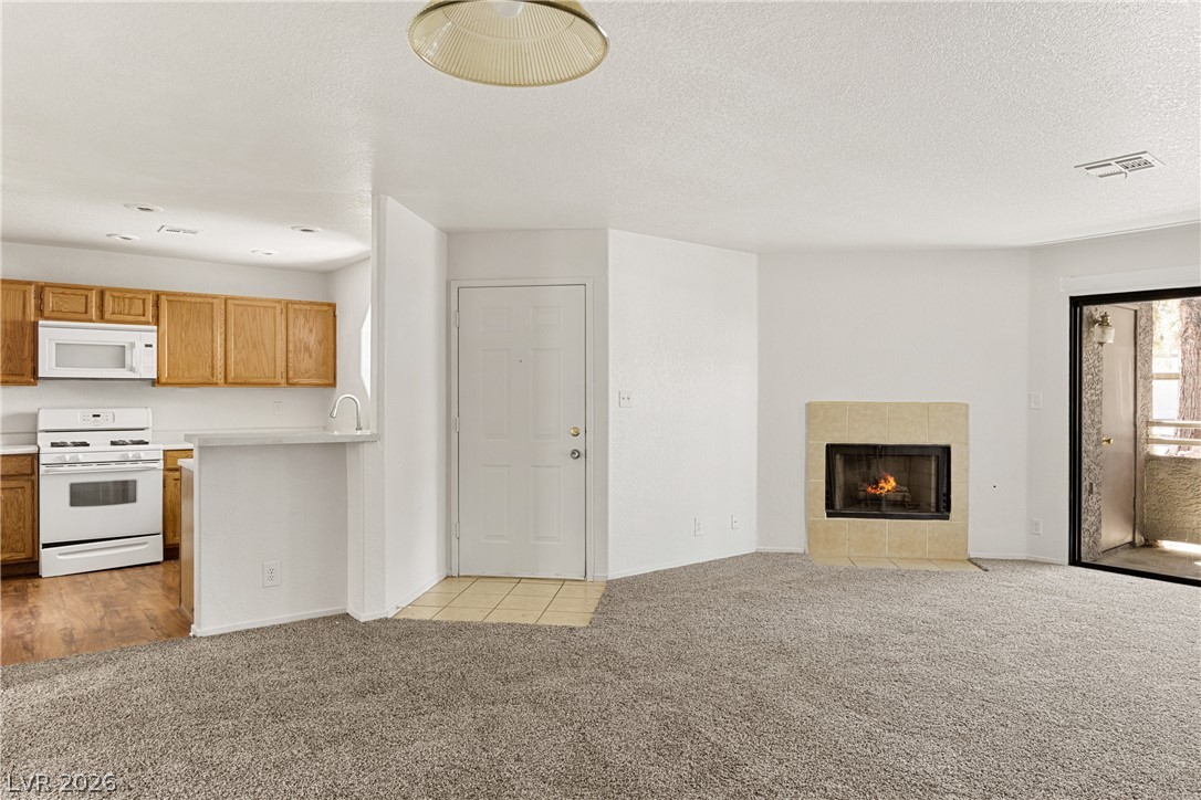 5024 S Rainbow Boulevard 103