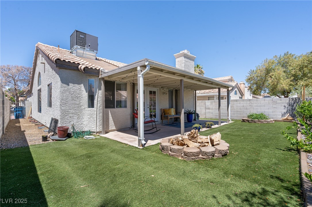 Las Vegas, Nevada 89119, United States, 2 Bedrooms Bedrooms, ,2 BathroomsBathrooms,Residential,Active,180051