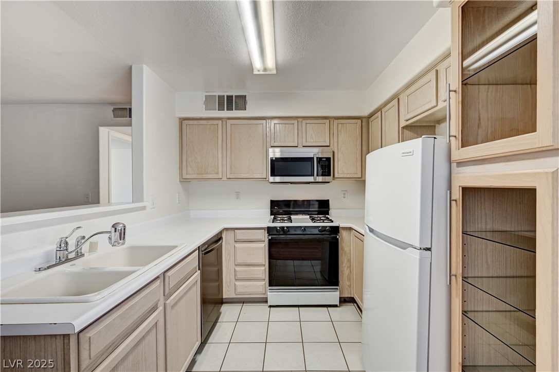 3041 Casey Drive 102