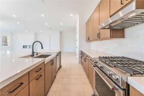 Tiny photo for 9132 Las Manaitas Avenue #401, Las Vegas, NV 89144 (MLS # 2732682)