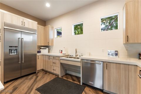 Tiny photo for 9132 Las Manaitas Avenue #401, Las Vegas, NV 89144 (MLS # 2732682)
