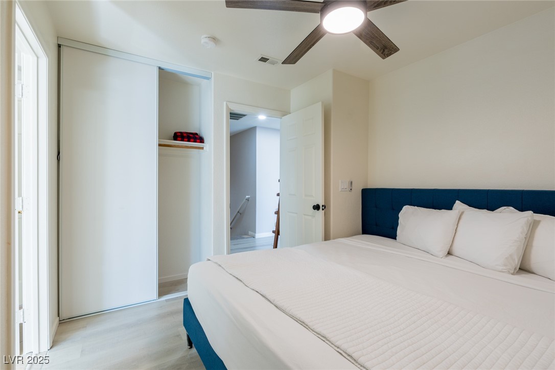 723 Seclusion Glen Avenue, Las Vegas, Nevada image 23