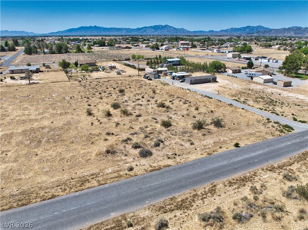 131 W Nopah Vista Avenue