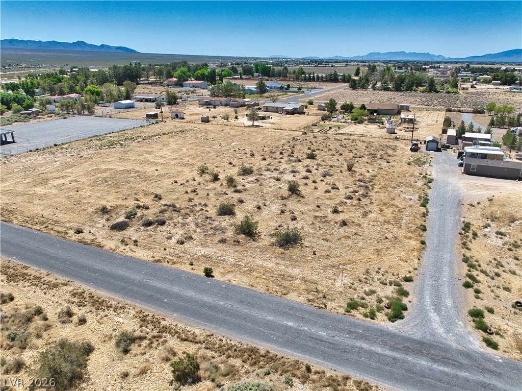 131 W Nopah Vista Avenue