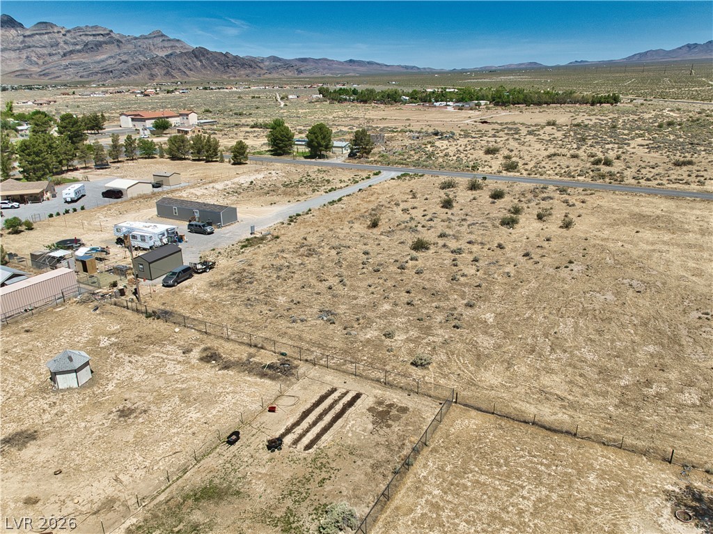 131 W Nopah Vista Avenue