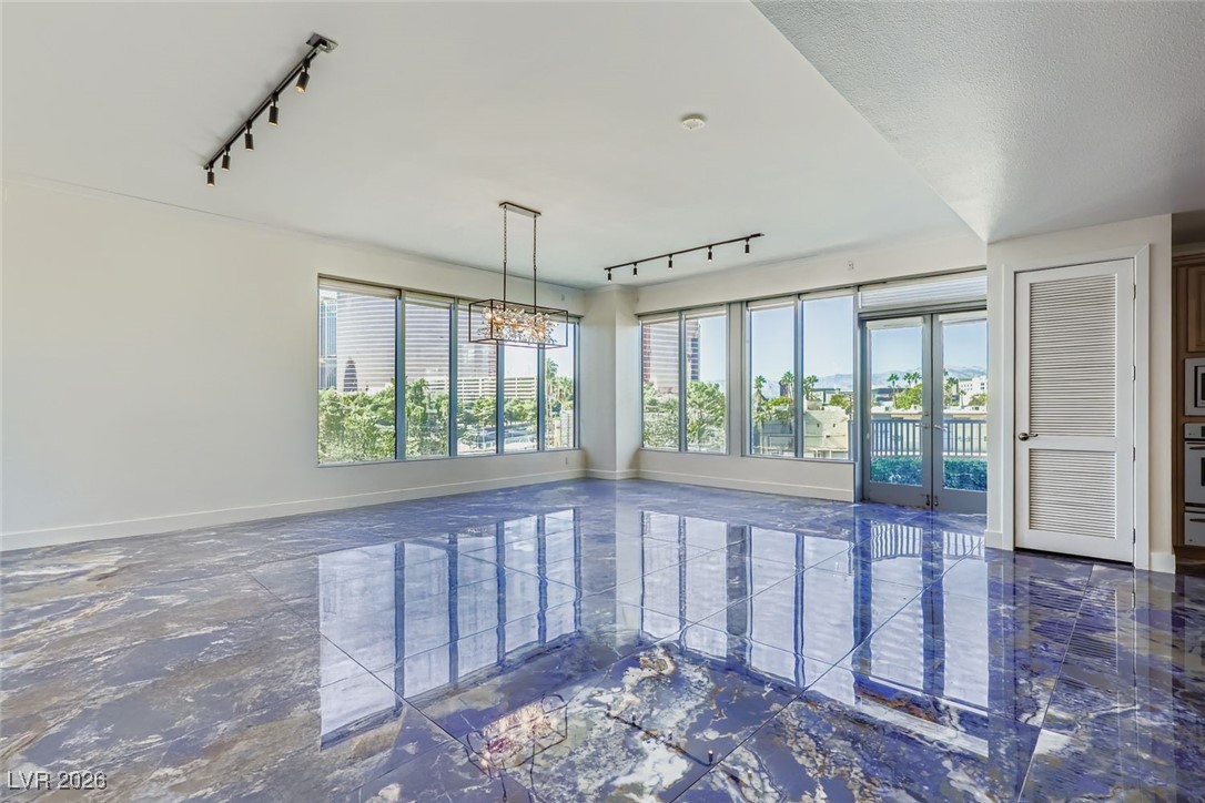 360 E Desert Inn Road 407