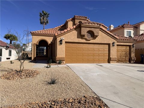 Photo of 8 Richland Acres Court, Henderson, NV 89074 (MLS # 2755092)