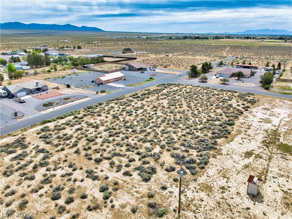 140 E Bluebird Avenue