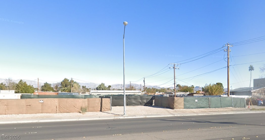 Gateway Road