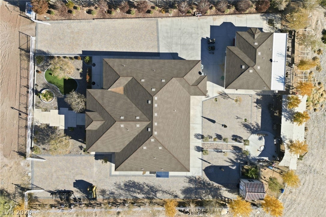1285 E Embry Avenue