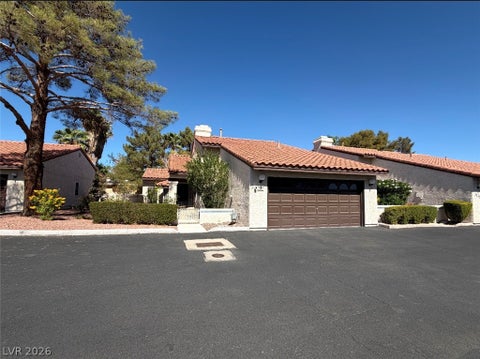Townhouse For Sale - 3137 La Mancha Way<br/> Henderson, NV 89014