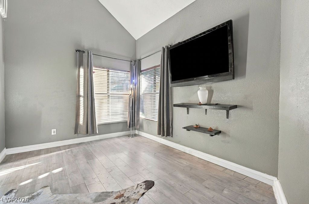 510 Elm Drive 202