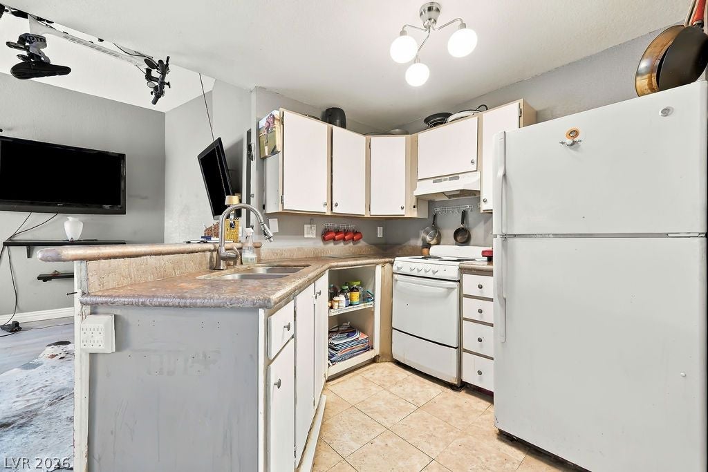 510 Elm Drive 202