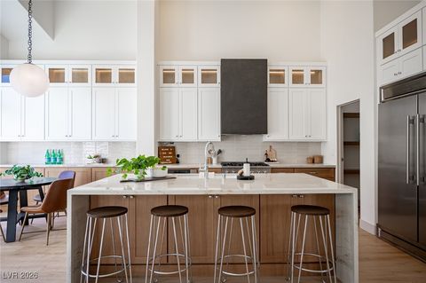 8113 Sunset Cove Drive Las Vegas NV 89128