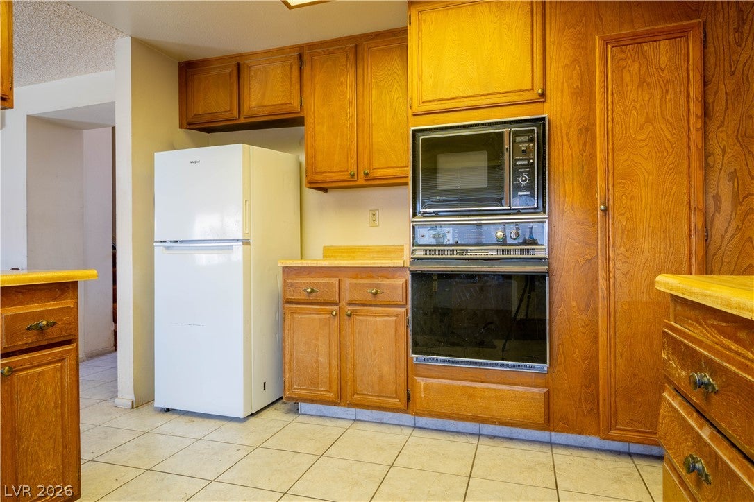 6333 Obannon Drive