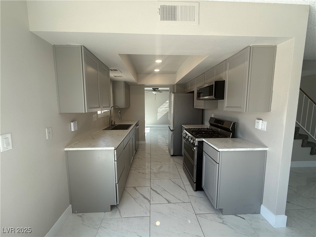 7037 Brown Derby Circle