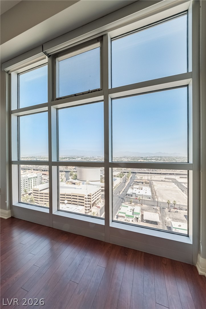 150 Las Vegas Boulevard 2203