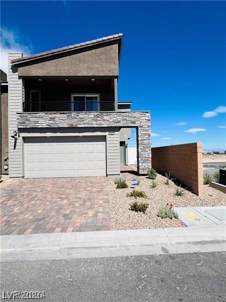3284 Viola Hills Avenue