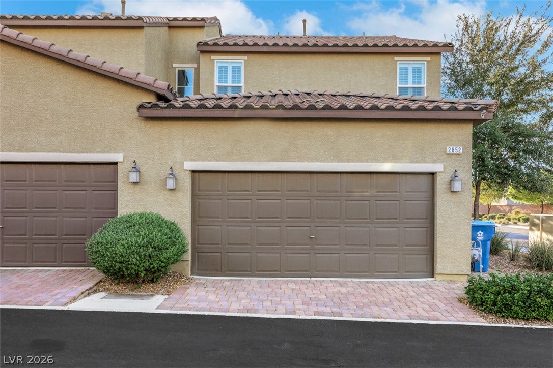 2852 Starling Summit