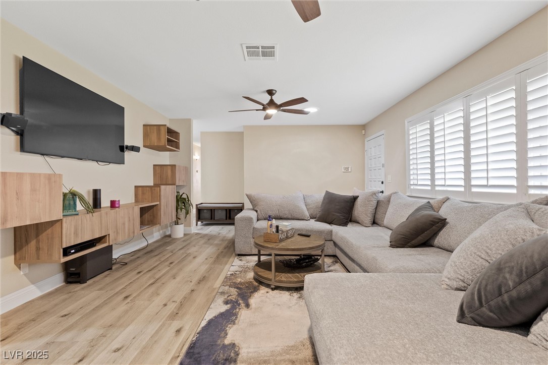 Las Vegas, Nevada 89120, United States, 3 Bedrooms Bedrooms, ,2 BathroomsBathrooms,Residential,Active,213035