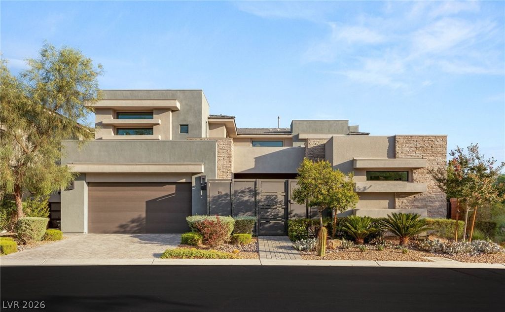Photo of 15 Gemstar Lane, Las Vegas, NV 89135 (MLS # 2758765)