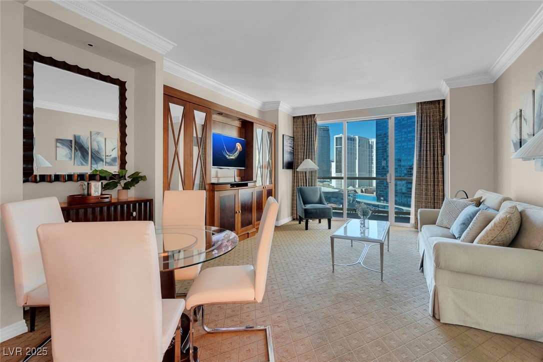 135 E HARMON Avenue 1621