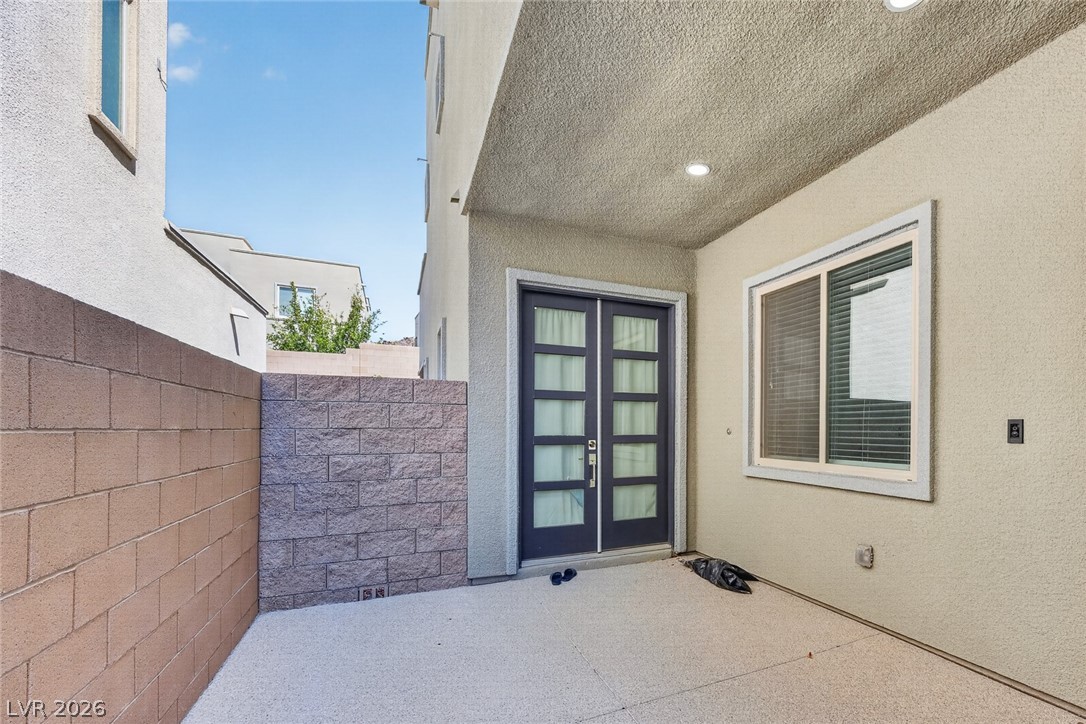 782 Glistening Light Court