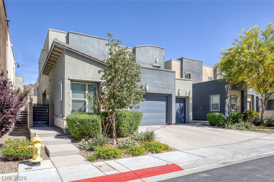 782 Glistening Light Court