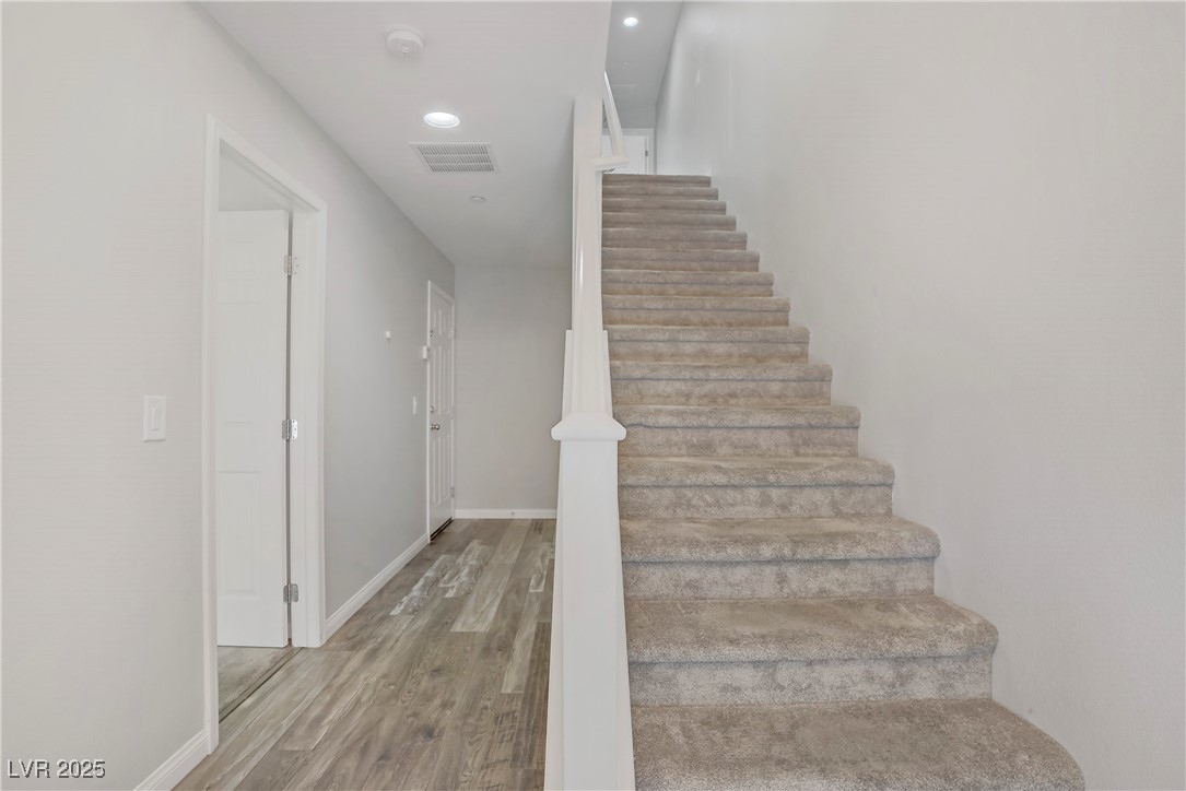 1329 Jewelstone Circle, Henderson, Nevada image 5