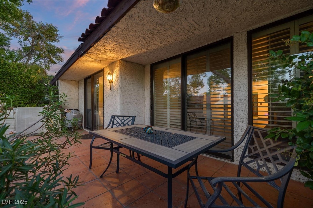 Las Vegas, Nevada 89121, United States, 2 Bedrooms Bedrooms, ,2 BathroomsBathrooms,Residential,Active,223959