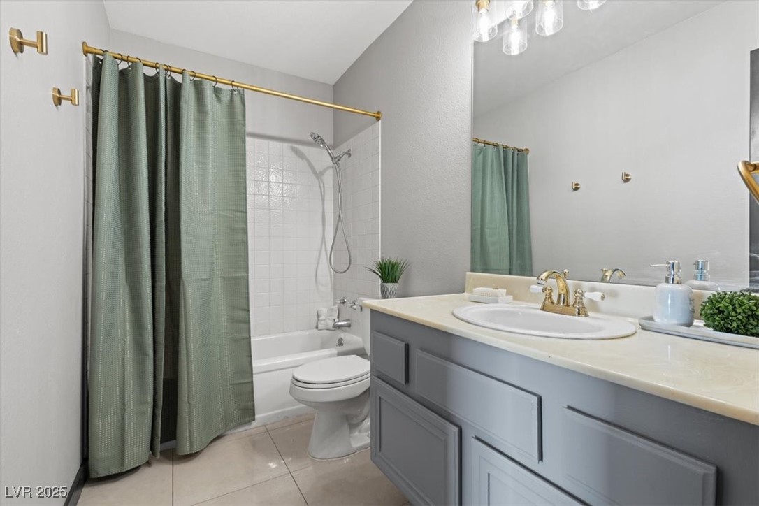 Las Vegas, Nevada 89121, United States, 2 Bedrooms Bedrooms, ,2 BathroomsBathrooms,Residential,Active,223959