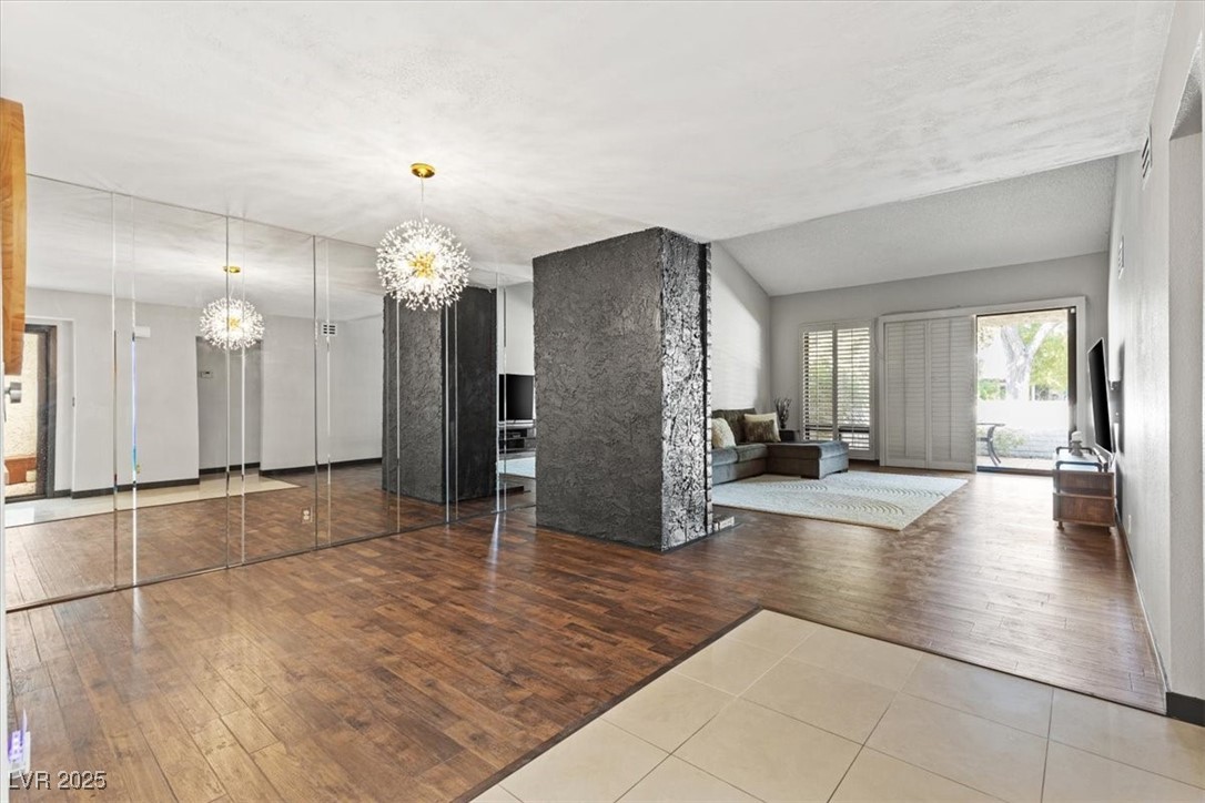 Las Vegas, Nevada 89121, United States, 2 Bedrooms Bedrooms, ,2 BathroomsBathrooms,Residential,Active,223959